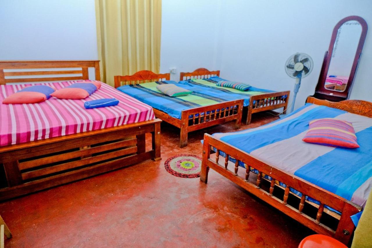 Ninety Nine Grand Hotel Badulla Buitenkant foto