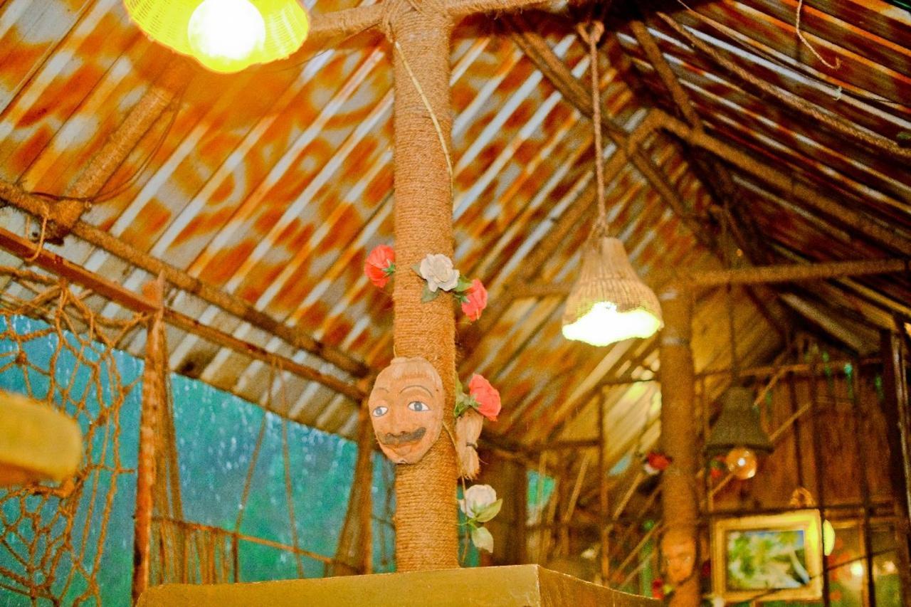 Ninety Nine Grand Hotel Badulla Buitenkant foto